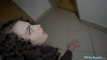 Agent Cumshot Hardcore European Babe 